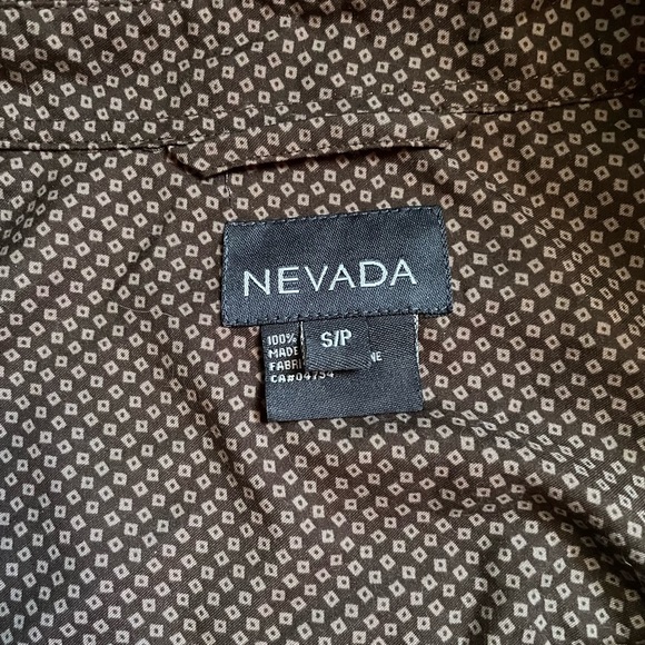 Nevada men’s patterned button down, size s - Picture 2 of 3